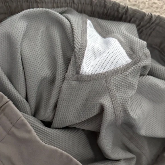 Athleta Gray Skirt with shorts built in - Picture 4 of 4